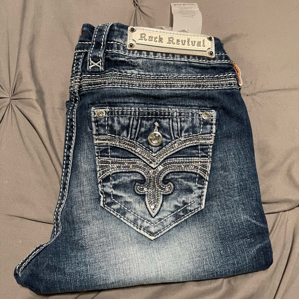 Buckle bootcut jeans